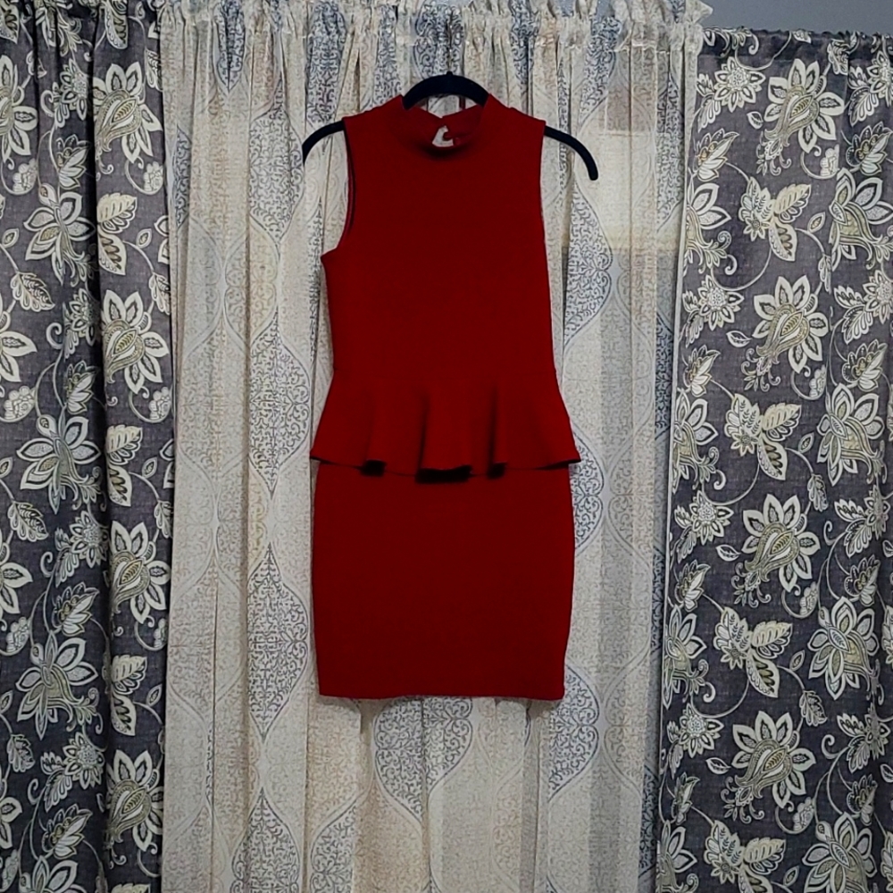 Soprano dress size small